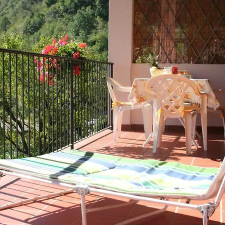 Apartment Angelica 3 - Theater